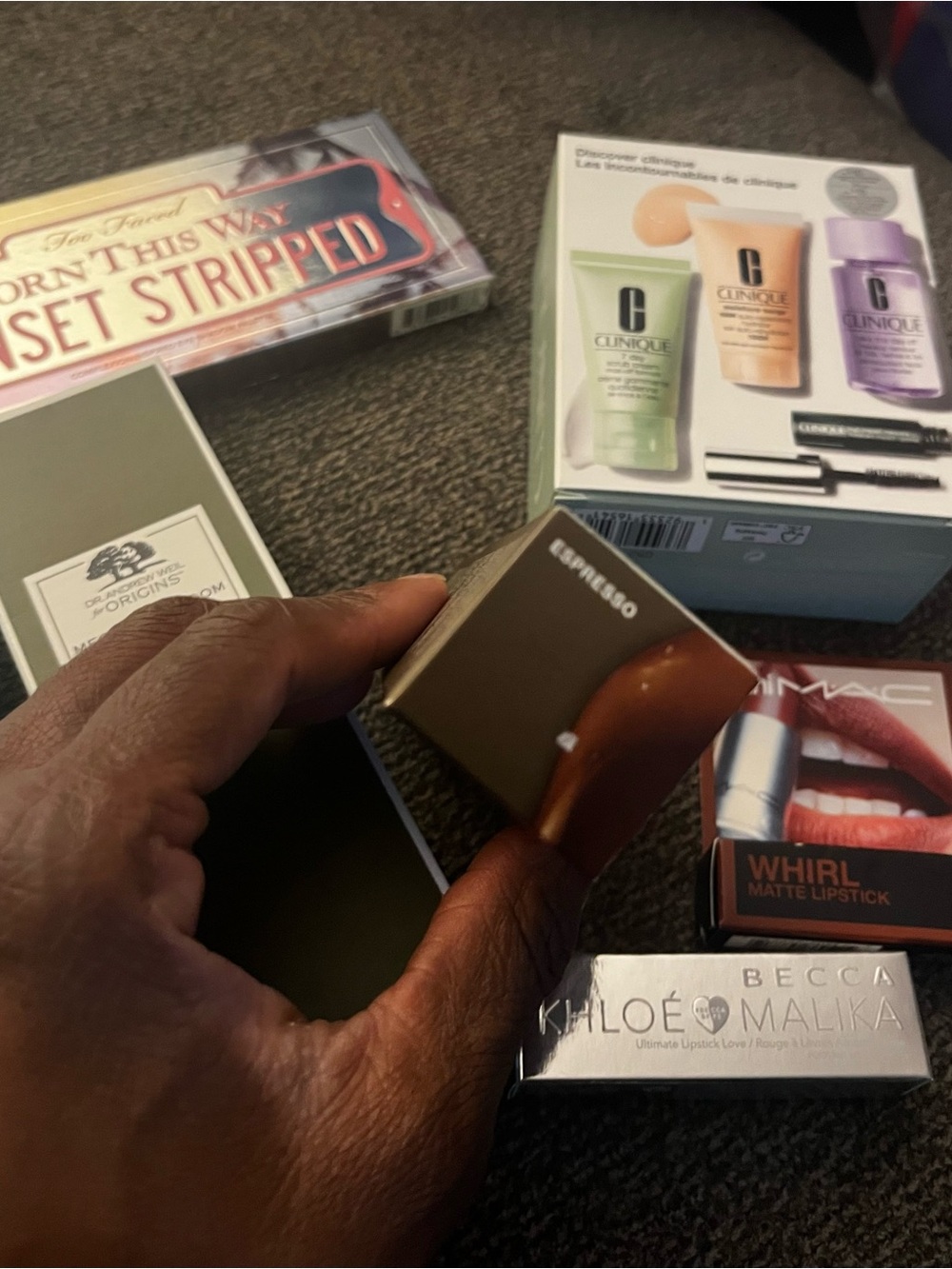 ✨ Ultimate Makeup Bundle ✨ - Picture 10 of 16